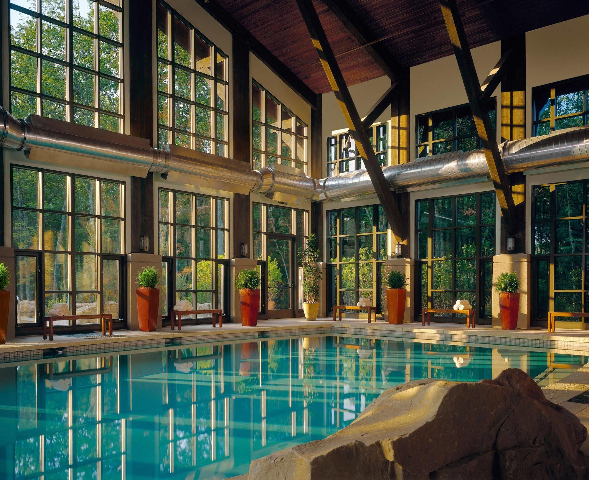 The Lodge At Woodloch Hawley Екстериор снимка