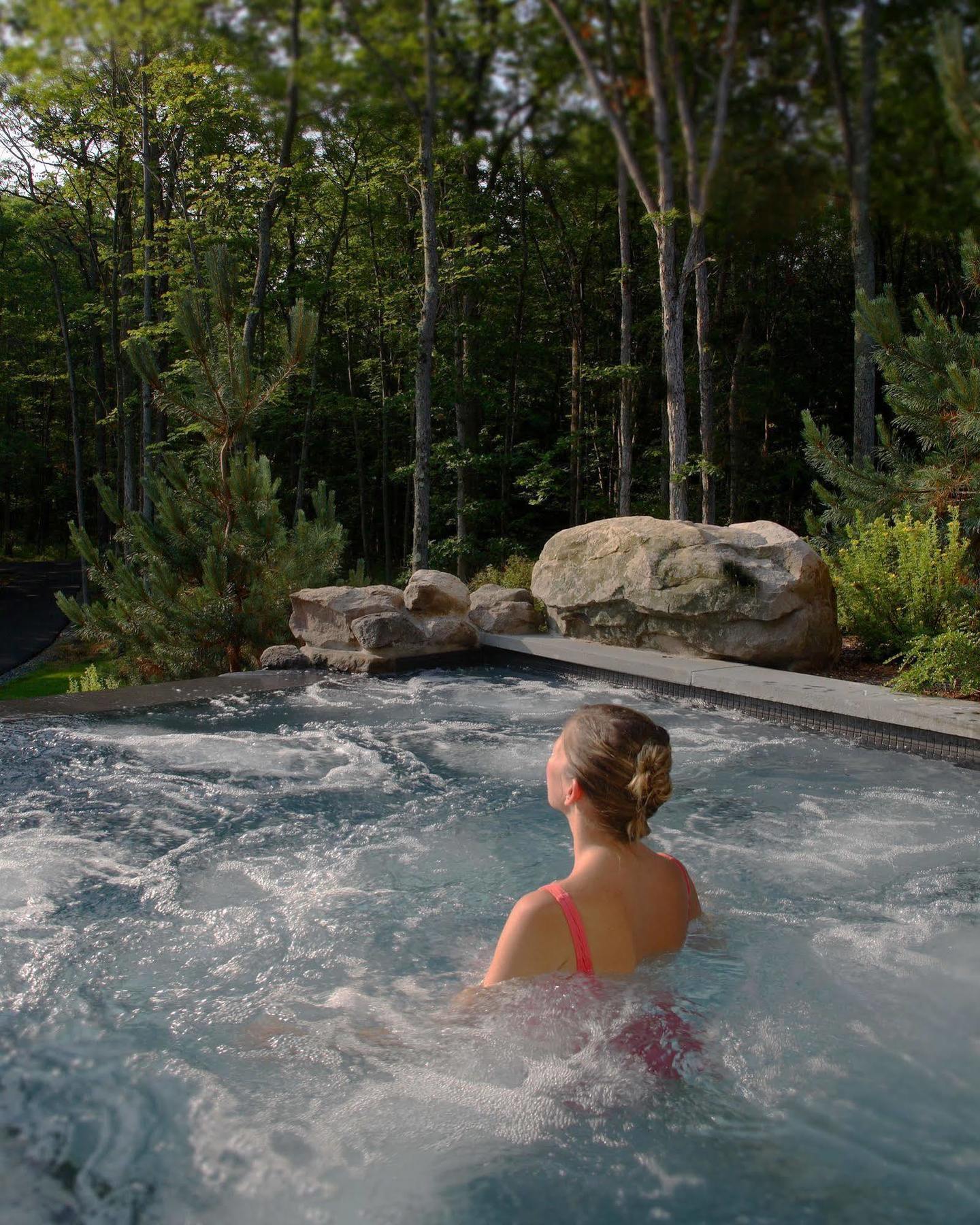 The Lodge At Woodloch Hawley Екстериор снимка